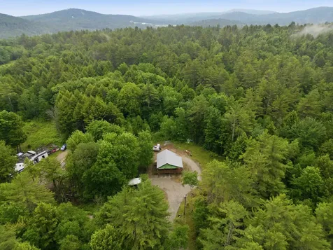 89 Hemlock Lane Danbury NH 03230