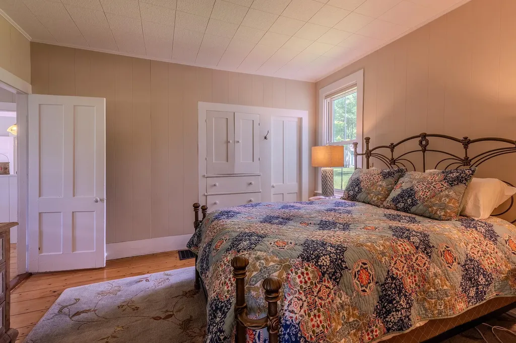 457 Brooklyn Road Mount Tabor VT 05739