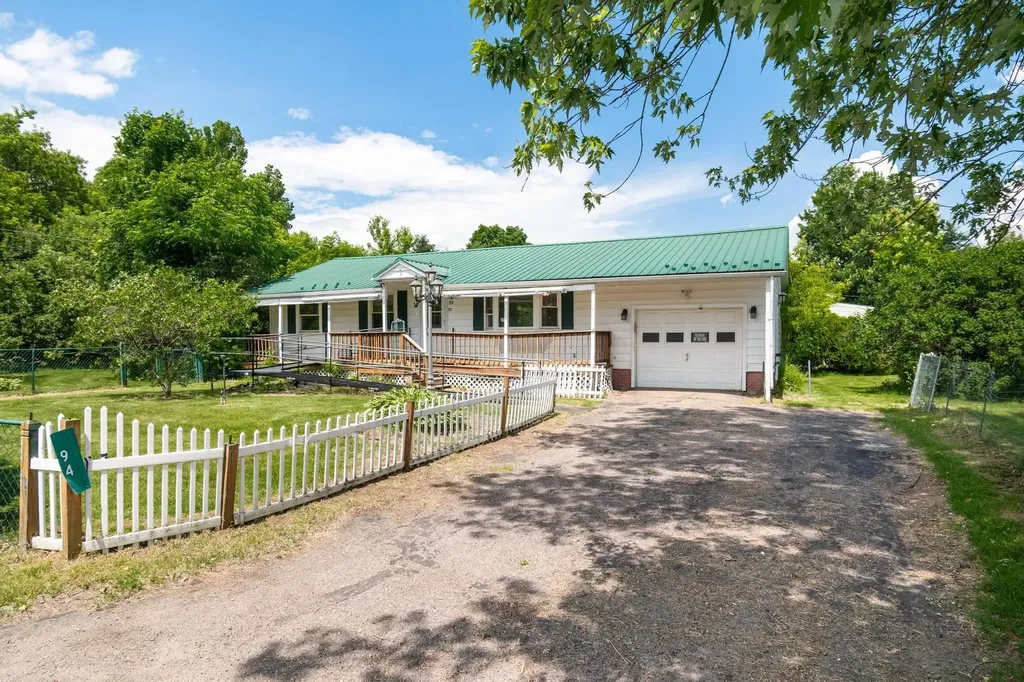 94 Heritage Drive Georgia VT 05468