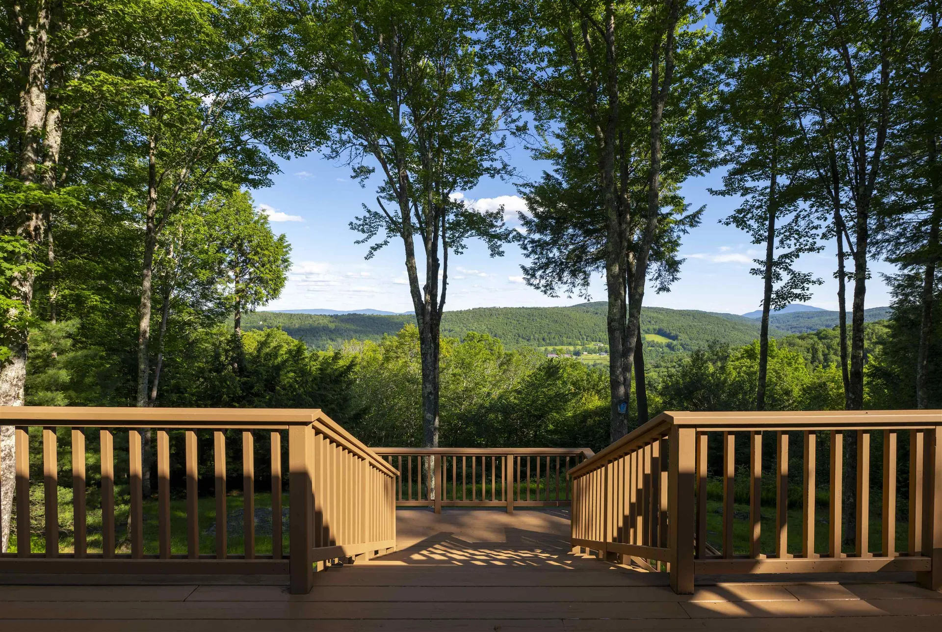 589 Fairbanks Turn Hartford VT 05059