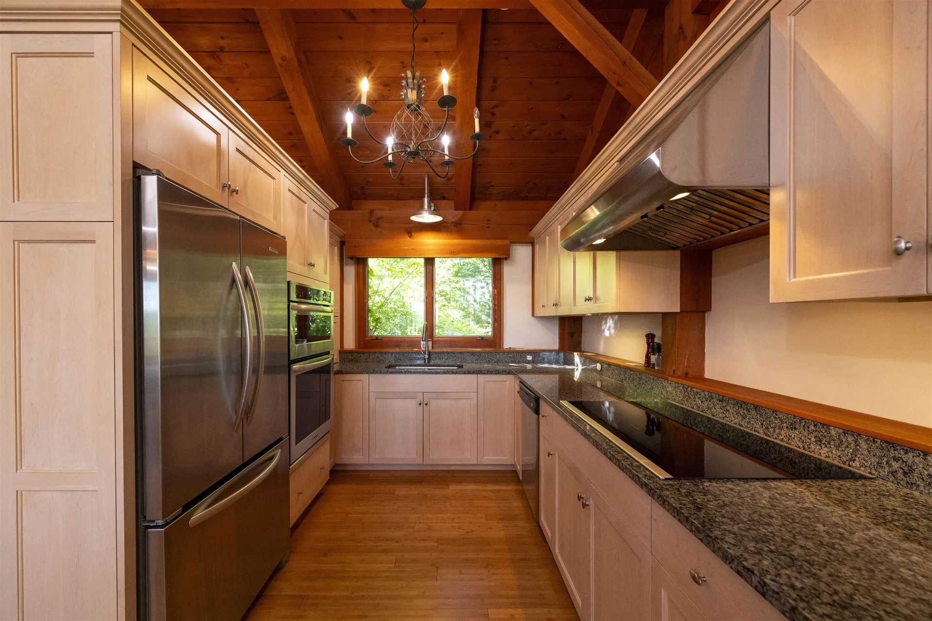 589 Fairbanks Turn Hartford VT 05059