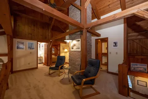 589 Fairbanks Turn Hartford VT 05059