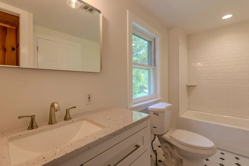 1174 North Main Street Danby VT 05739