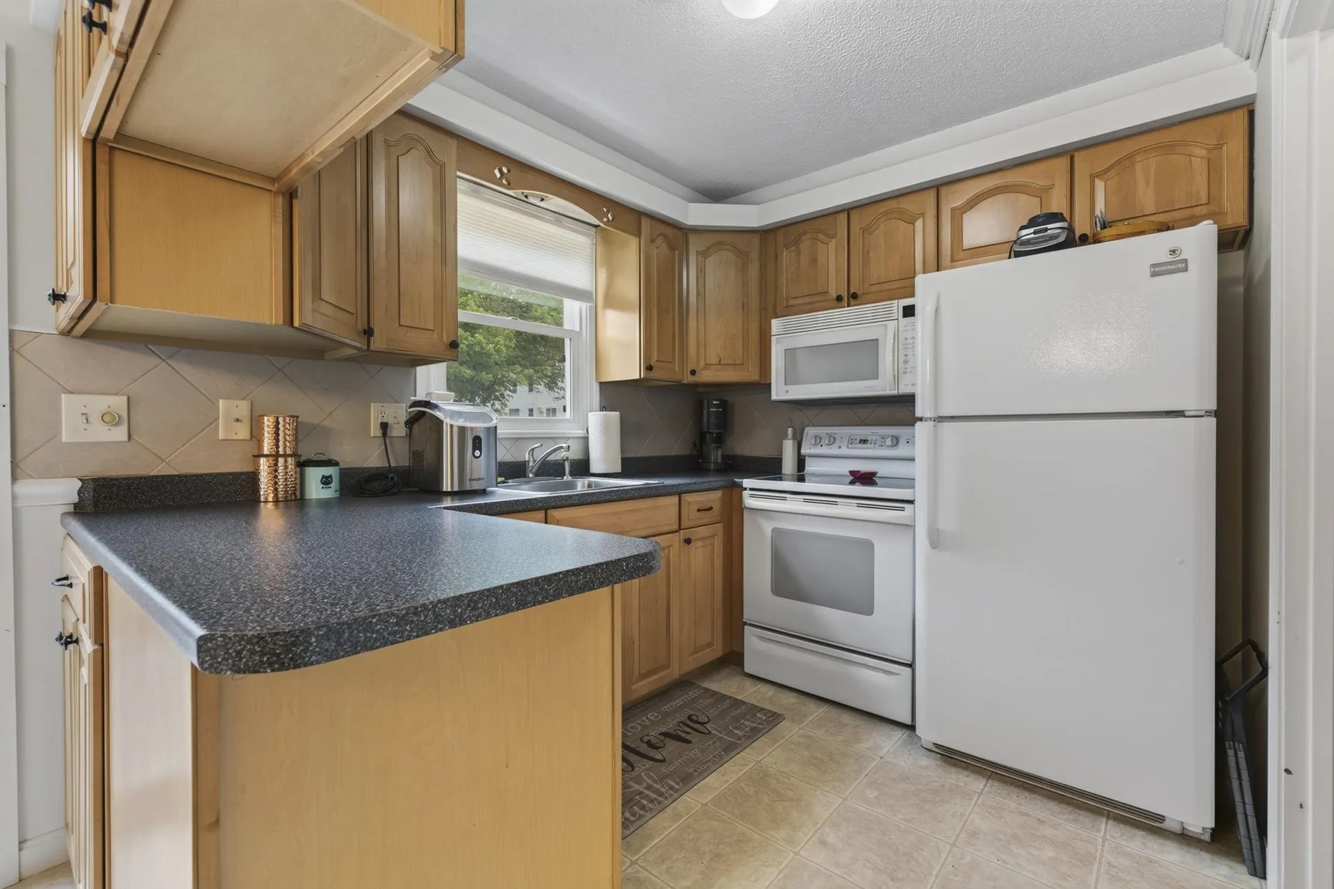 4 Snowberry Lane Goffstown NH 03045