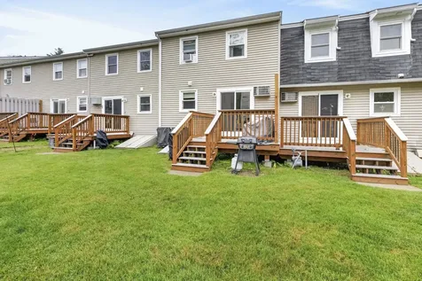 4 Snowberry Lane Goffstown NH 03045