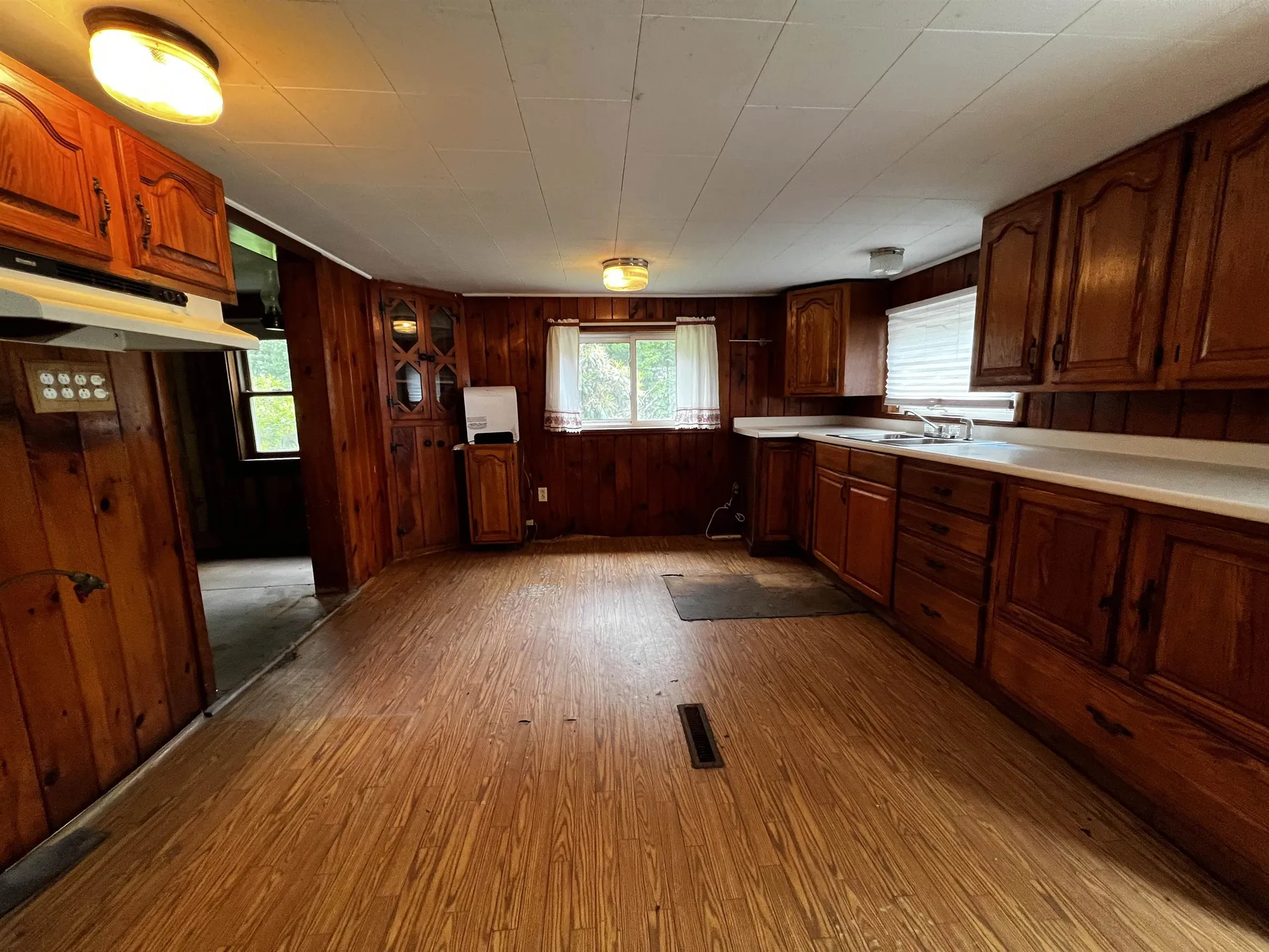 351 Owl Street Campton NH 03223