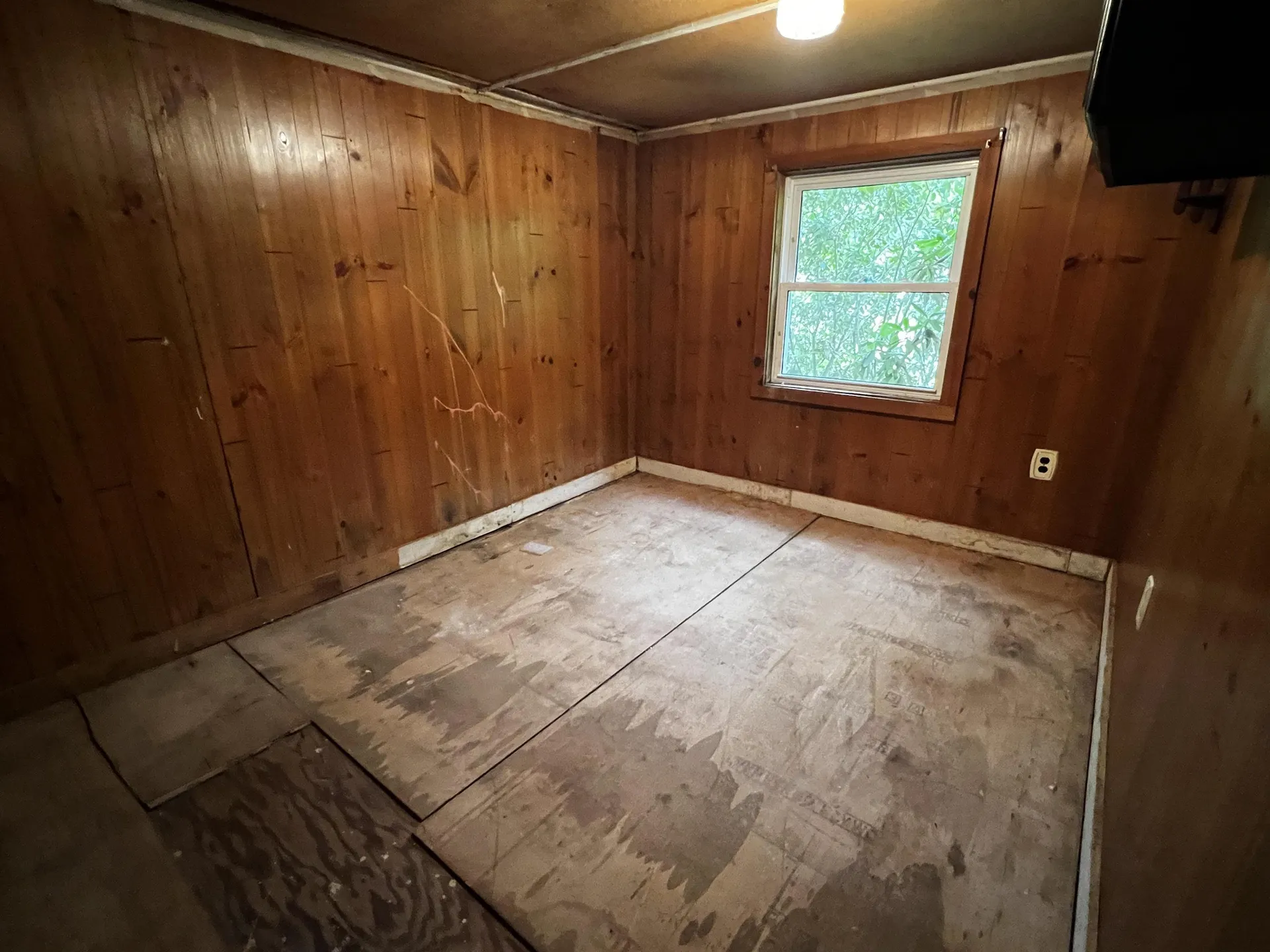 351 Owl Street Campton NH 03223