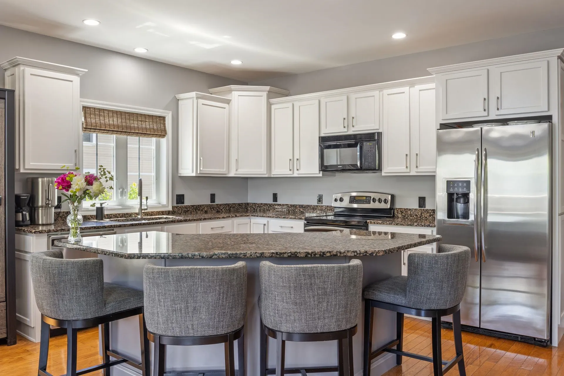 43 Cornwall Street Portsmouth NH 03801