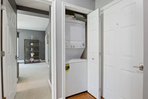 43 Cornwall Street Portsmouth NH 03801