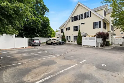 43 Cornwall Street Portsmouth NH 03801