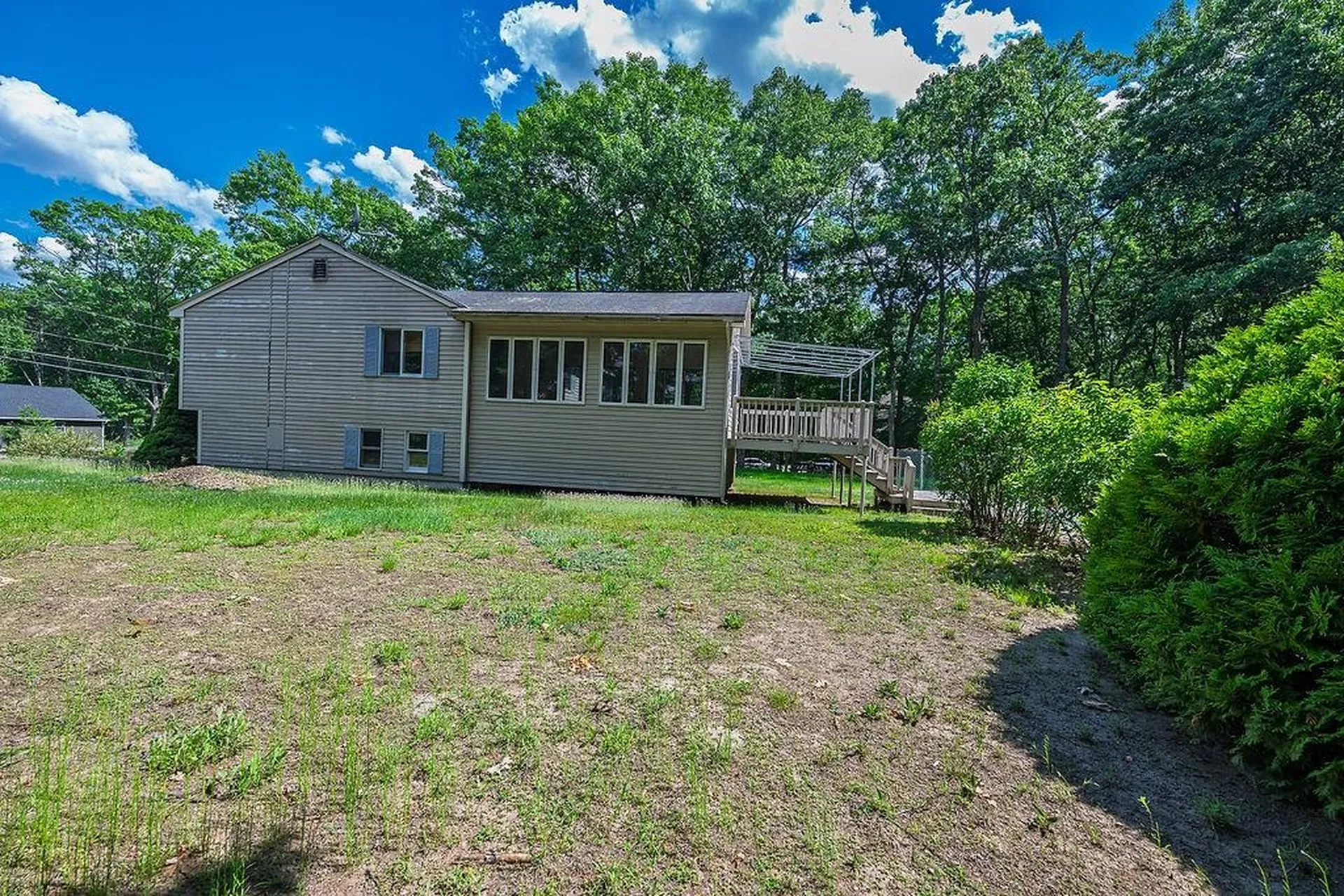 181 High Range Road Londonderry NH 03053