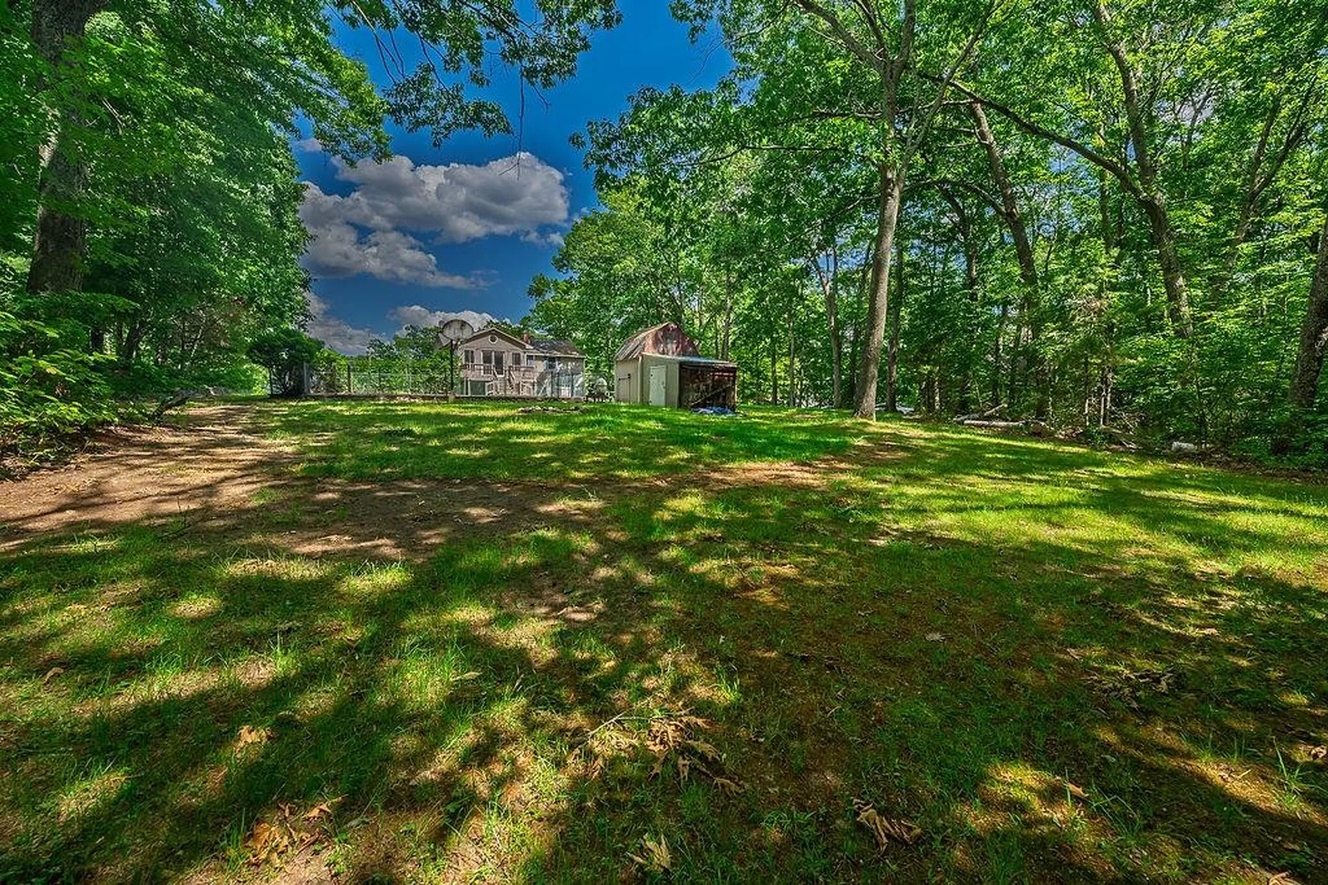 181 High Range Road Londonderry NH 03053