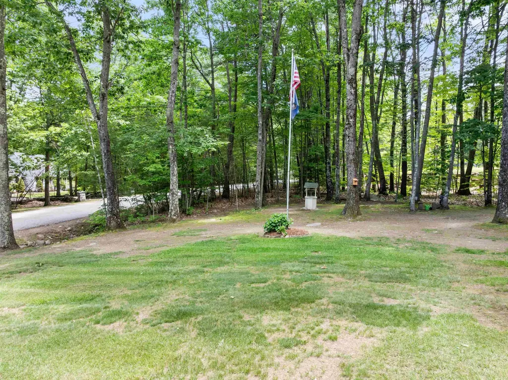 12 Stonegate Court Gilford NH 03249