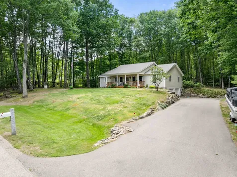 12 Stonegate Court Gilford NH 03249