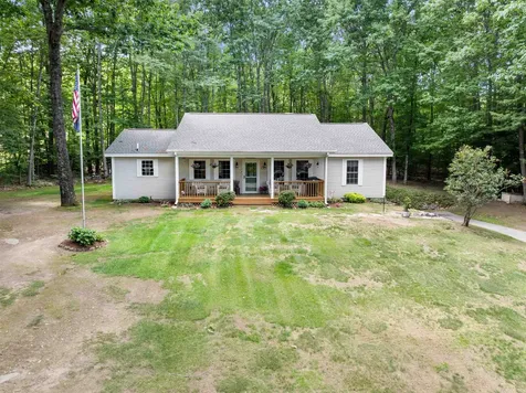 12 Stonegate Court Gilford NH 03249