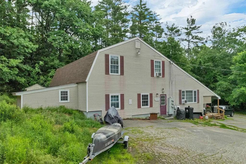 71 Kelleys Corner Road Chichester NH 03258