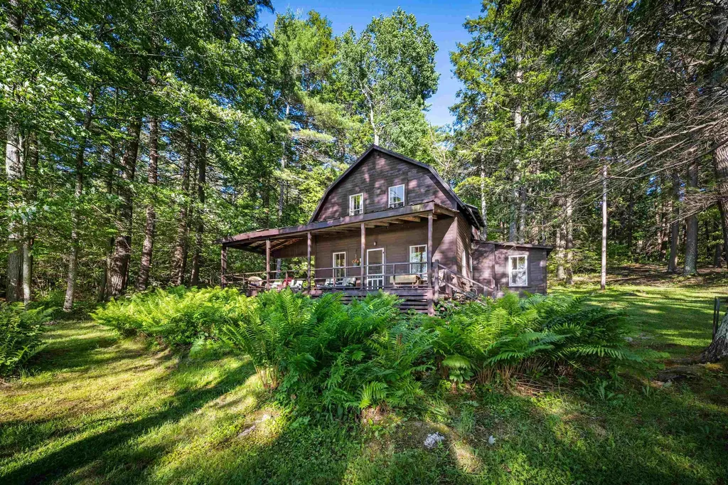 606 N Main Street Wolfeboro NH 03894