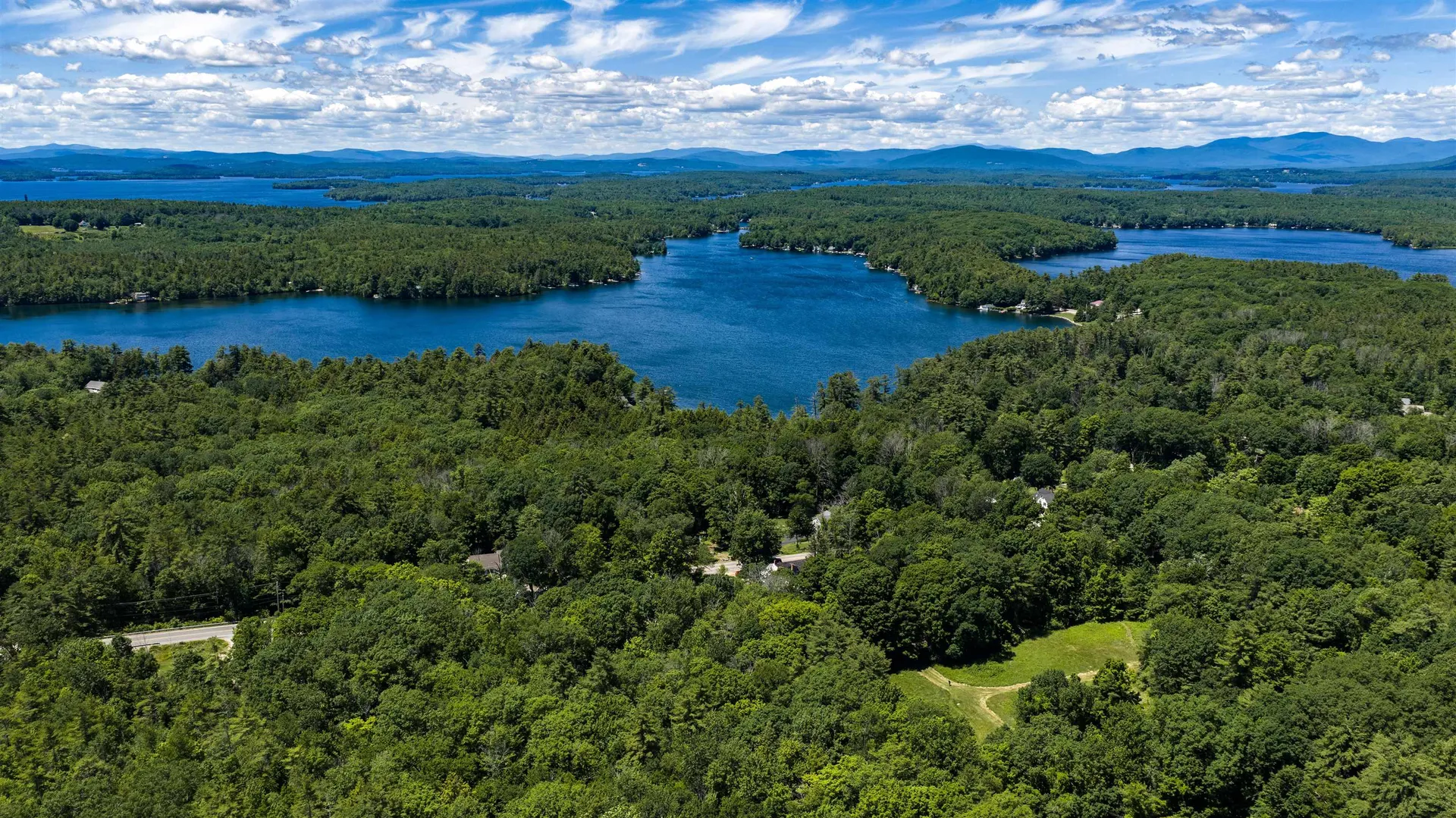 606 N Main Street Wolfeboro NH 03894