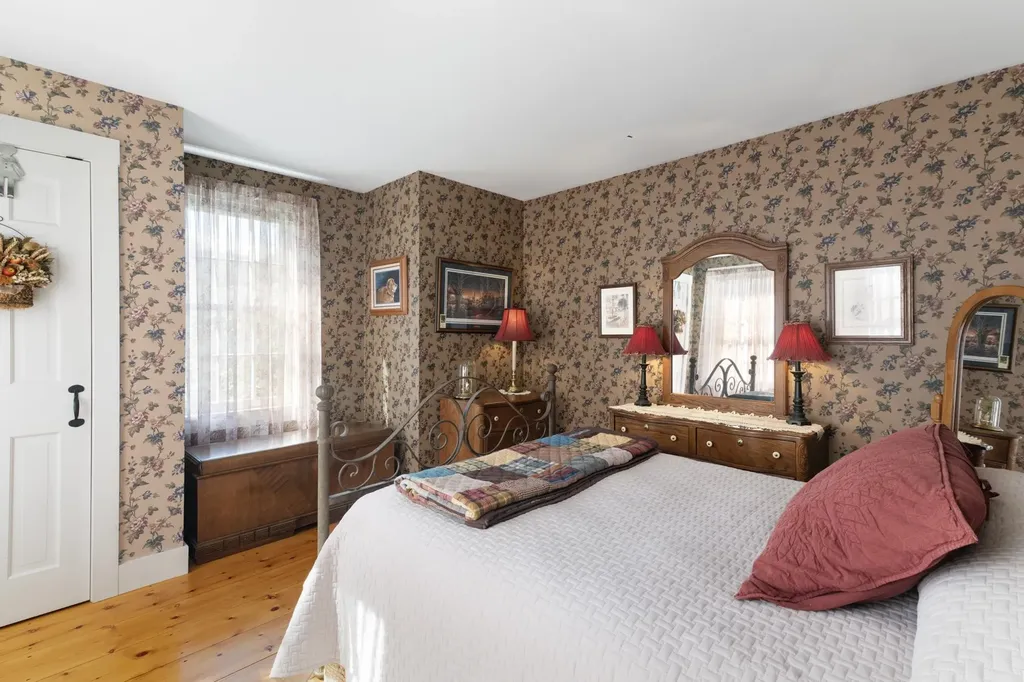 364 Houghtonville Road Grafton VT 05146