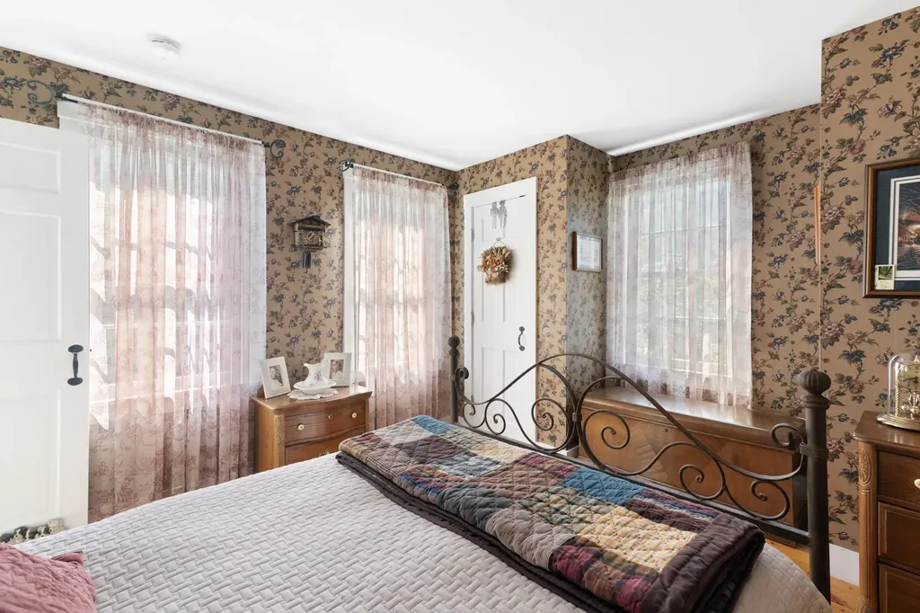 364 Houghtonville Road Grafton VT 05146