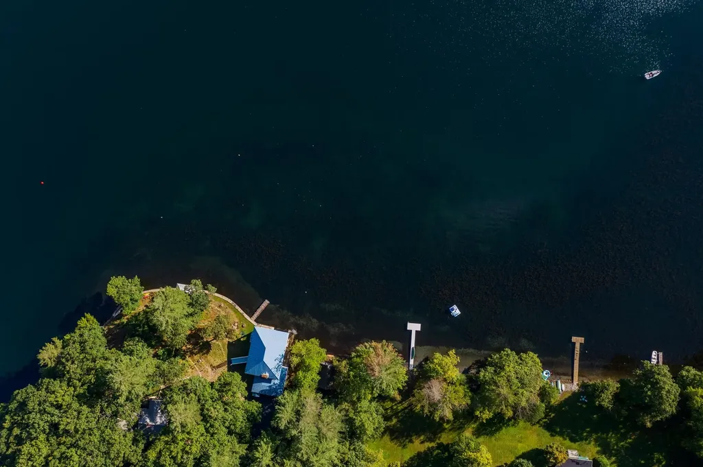 106 Cliff Mull Lane Fairlee VT 05045