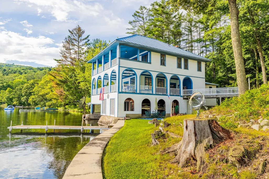 106 Cliff Mull Lane Fairlee VT 05045