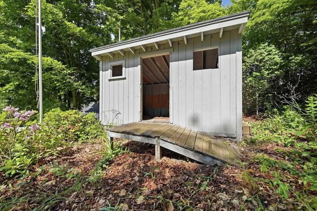 48 Lone Star Avenue Farmington NH 03835