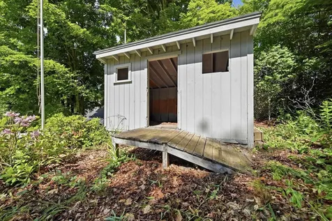 48 Lone Star Avenue Farmington NH 03835