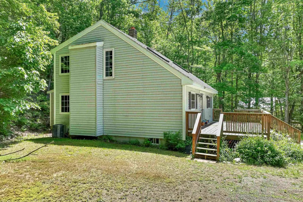 48 Independence Drive Freedom NH 03836