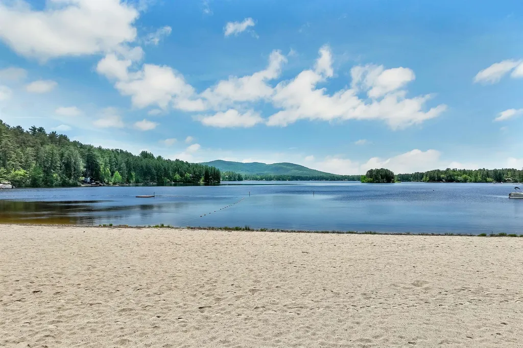 48 Independence Drive Freedom NH 03836