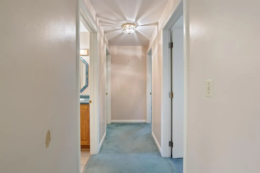 79 Maple Street Somersworth NH 03878