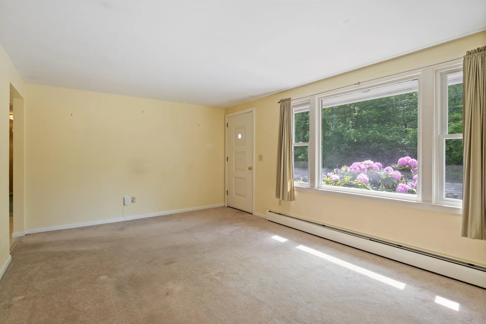 79 Maple Street Somersworth NH 03878