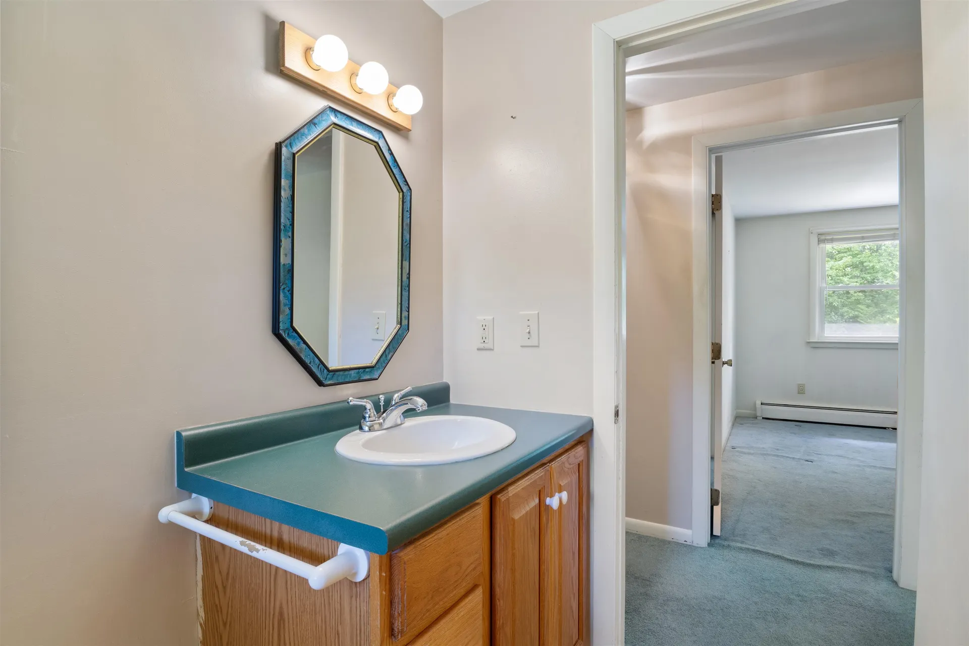 79 Maple Street Somersworth NH 03878