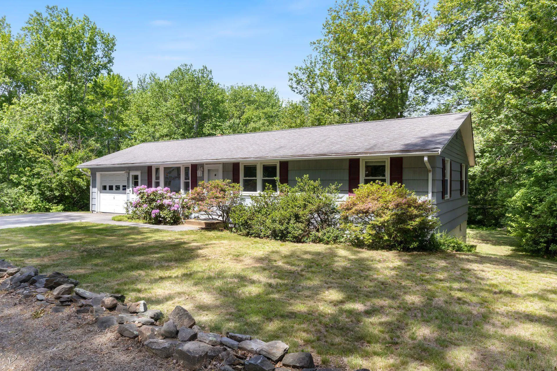 79 Maple Street Somersworth NH 03878