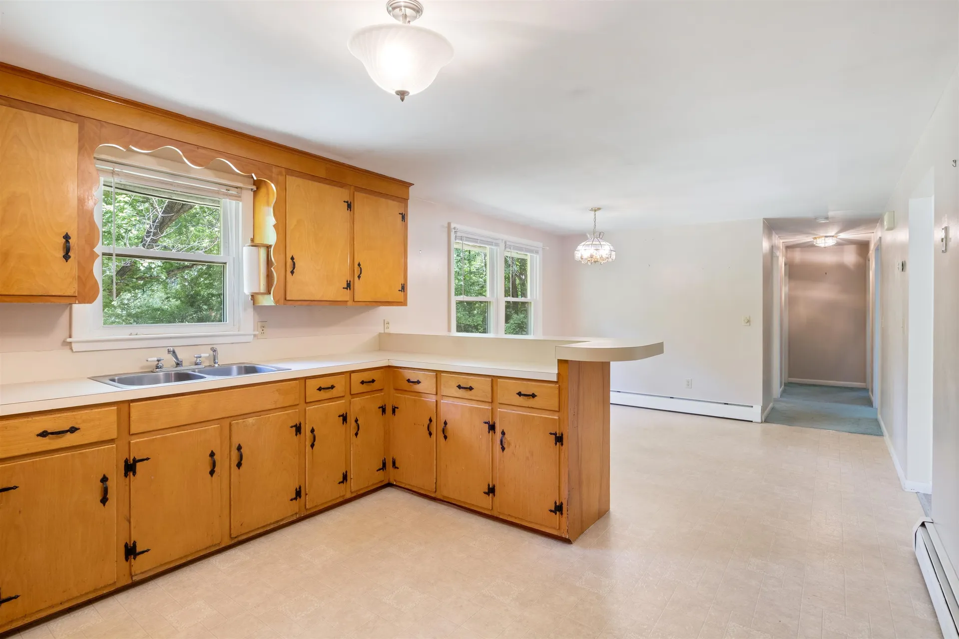 79 Maple Street Somersworth NH 03878