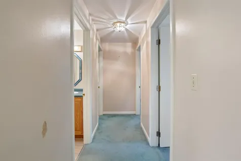 79 Maple Street Somersworth NH 03878