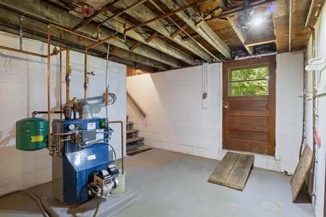 79 Maple Street Somersworth NH 03878