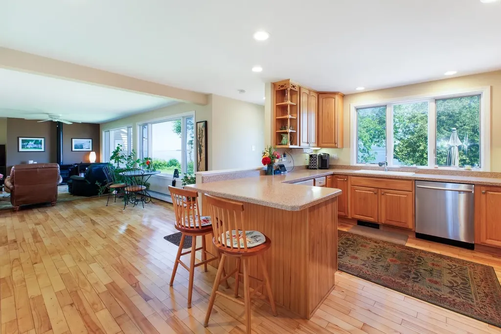 107 Mountain View Lane North Hero VT 05474
