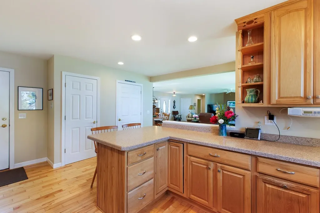 107 Mountain View Lane North Hero VT 05474