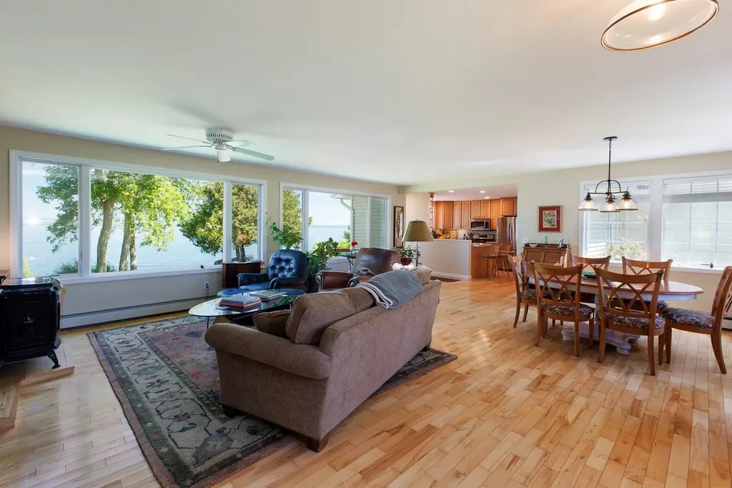 107 Mountain View Lane North Hero VT 05474