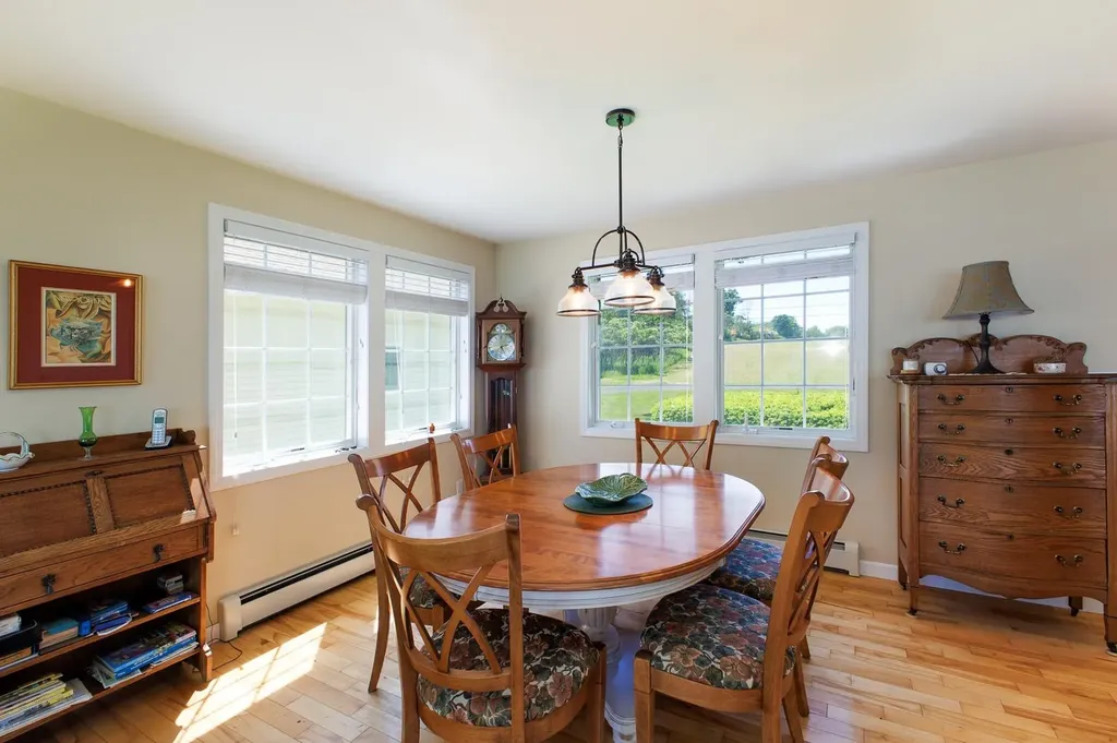 107 Mountain View Lane North Hero VT 05474