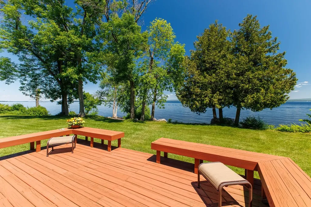 107 Mountain View Lane North Hero VT 05474