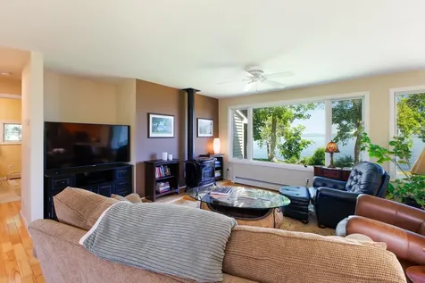 107 Mountain View Lane North Hero VT 05474