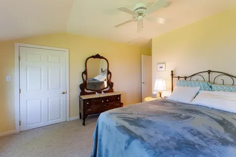 107 Mountain View Lane North Hero VT 05474