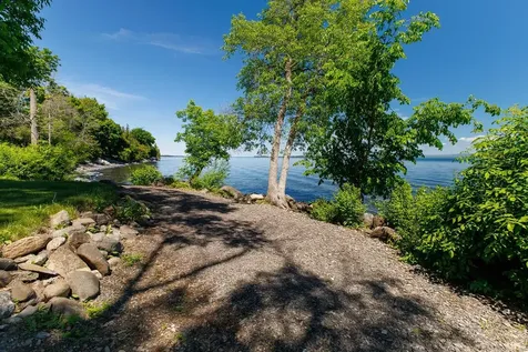 107 Mountain View Lane North Hero VT 05474