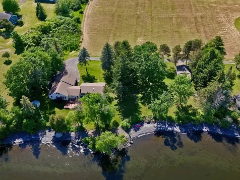 107 Mountain View Lane North Hero VT 05474