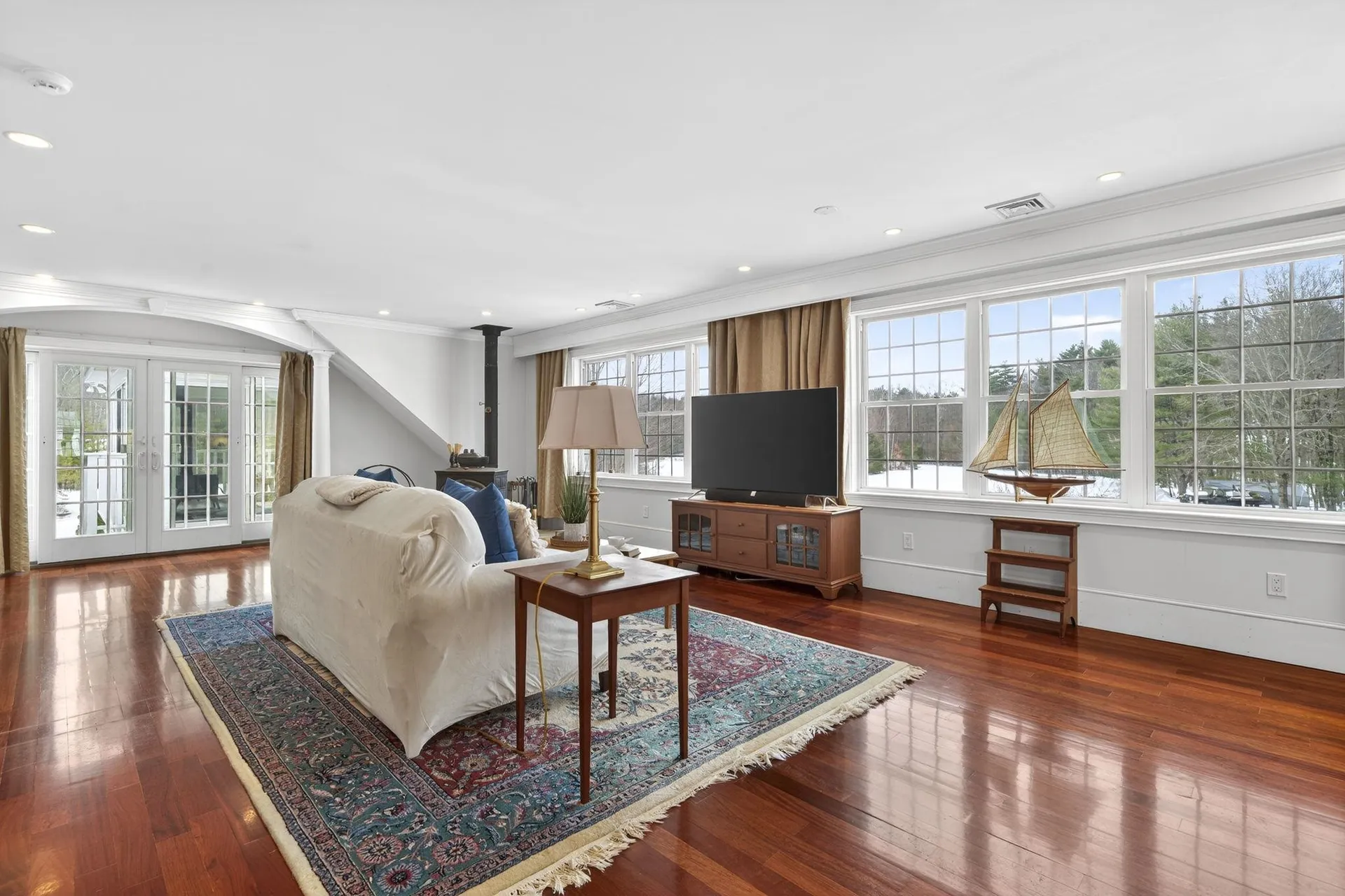 51 Pond Street Newton NH 03858