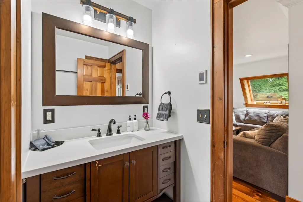 309 Ladyslipper Lane Killington VT 05751