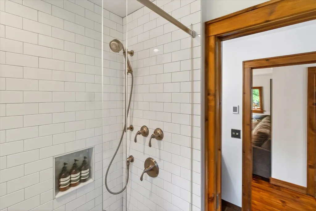 309 Ladyslipper Lane Killington VT 05751