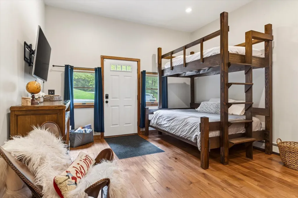 309 Ladyslipper Lane Killington VT 05751